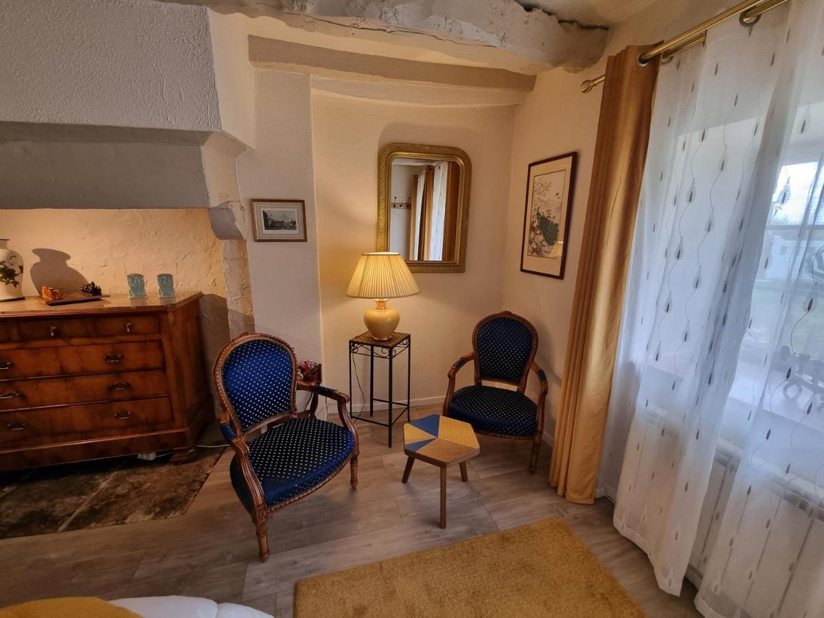 Les Berges De La Planchette Bed & Breakfast Yvignac-la-Tour Bagian luar foto